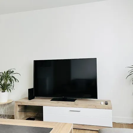 Appartement Spacieux Clichy-sous-Bois Exterior photo