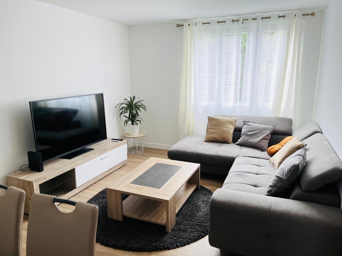 Spacieux Apartment Clichy-sous-Bois